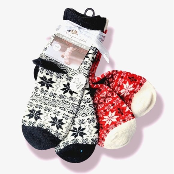 2 Pairs Women Holiday Wool Blend Socks - Picture 1 of 2